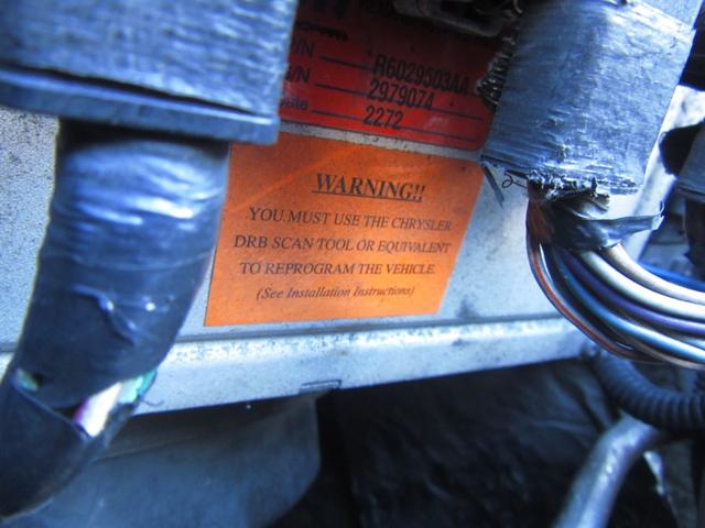 ダッジ・バン ミディアム　２００３年ファイナルモデル新車並行　リアディスク　１６インチホイール　ローダウン　３ＲＤシート付　ＥＣＭ対策品　整備記録付き　３３ＮＯまたは１１ＮＯ登録（66枚目）