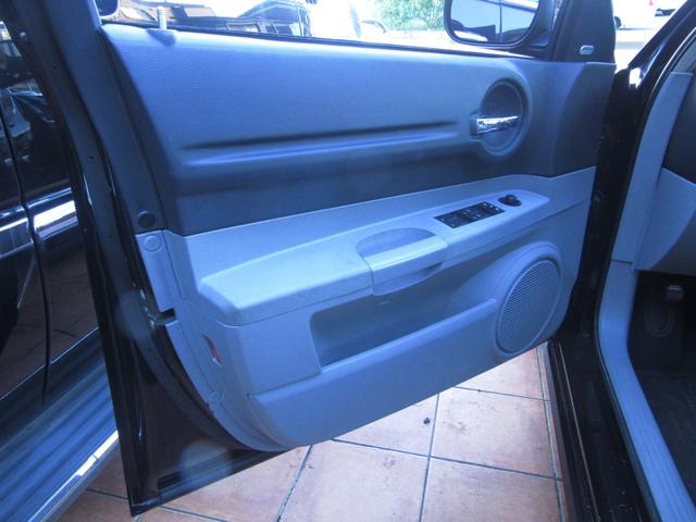 ダッジ・マグナム ＲＴ　２００７年モデル２００８年登録！ＣＡＲＦＡＸ＆オートチェック付実走行３５．６５３ＭＩＬ！ＲＵＳＨ車高調！スリットローター！ナビ地デジ対応！Ｂカメラ！整備記録簿新車から１２枚付き！（43枚目）