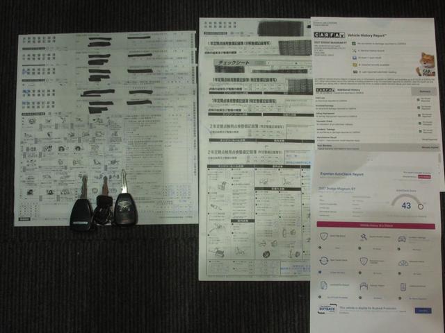 ダッジ・マグナム ＲＴ　２００７年モデル２００８年登録！ＣＡＲＦＡＸ＆オートチェック付実走行３５．６５３ＭＩＬ！ＲＵＳＨ車高調！スリットローター！ナビ地デジ対応！Ｂカメラ！整備記録簿新車から１２枚付き！（80枚目）