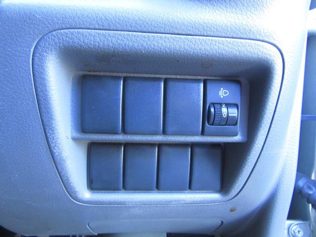 エブリイ ジョインターボ キャンピングカー ミニチュアクルーズ サブバッテリー 化粧ミラー ブリーツ遮光カーテン キャンピング取説付き ベットシンクシャワー間接照明 LED3段式 デジタルモニター 外排水タンク 2口コンセント(11枚目)