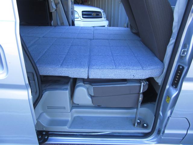 エブリイ ジョインターボ キャンピングカー ミニチュアクルーズ サブバッテリー 化粧ミラー ブリーツ遮光カーテン キャンピング取説付き ベットシンクシャワー間接照明 LED3段式 デジタルモニター 外排水タンク 2口コンセント(21枚目)