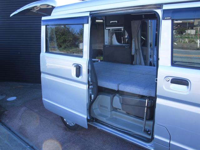 エブリイ ジョインターボ キャンピングカー ミニチュアクルーズ サブバッテリー 化粧ミラー ブリーツ遮光カーテン キャンピング取説付き ベットシンクシャワー間接照明 LED3段式 デジタルモニター 外排水タンク 2口コンセント(74枚目)