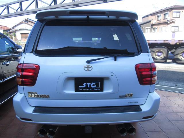 セコイア リミテッド CARFAXオートチェック付 走行85.372MIL 2001年モデル2006年登録 4WD切替式 2RDベンチシート 3RDシート付 11NO登録 20インチアルミ NITTOマッドタイヤ(39枚目)