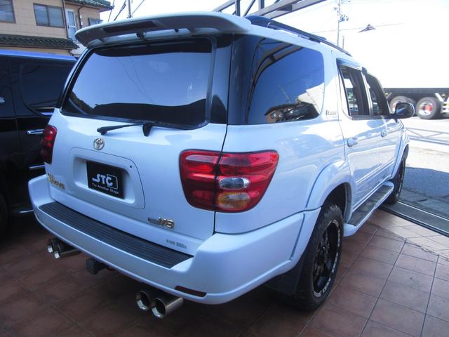 セコイア リミテッド CARFAXオートチェック付 走行85.372MIL 2001年モデル2006年登録 4WD切替式 2RDベンチシート 3RDシート付 11NO登録 20インチアルミ NITTOマッドタイヤ(40枚目)