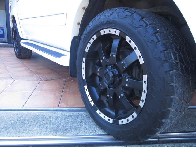 セコイア リミテッド CARFAXオートチェック付 走行85.372MIL 2001年モデル2006年登録 4WD切替式 2RDベンチシート 3RDシート付 11NO登録 20インチアルミ NITTOマッドタイヤ(56枚目)