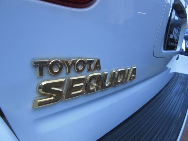 セコイア リミテッド CARFAXオートチェック付 走行85.372MIL 2001年モデル2006年登録 4WD切替式 2RDベンチシート 3RDシート付 11NO登録 20インチアルミ NITTOマッドタイヤ(63枚目)