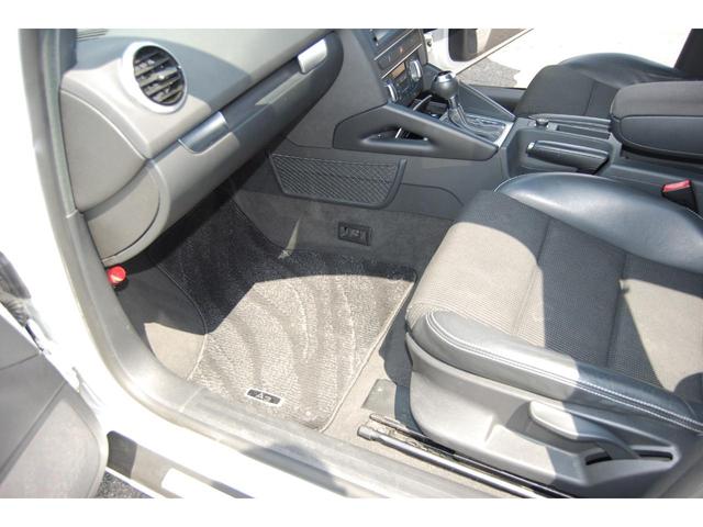 Ａ３ スポーツバック１．４ＴＦＳＩ　Ｓ－ｌｉｎｅパッケージ　Ｓ－ｌｉｎｅブラックハーフレザーシート　Ｓ－ｌｉｎｅスカッフプレート　禁煙車　ナビ　カメラ　ＥＴＣ　ＵＳＢ入力　ビデオ入力　ブルートゥース（18枚目）