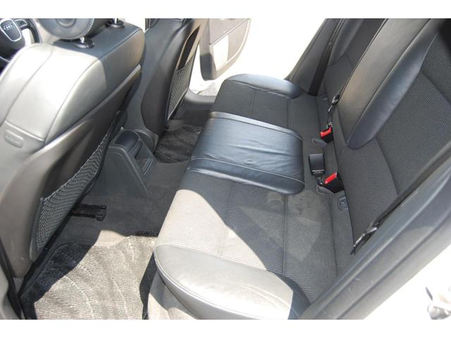 Ａ３ スポーツバック１．４ＴＦＳＩ　Ｓ－ｌｉｎｅパッケージ　Ｓ－ｌｉｎｅブラックハーフレザーシート　Ｓ－ｌｉｎｅスカッフプレート　禁煙車　ナビ　カメラ　ＥＴＣ　ＵＳＢ入力　ビデオ入力　ブルートゥース（19枚目）