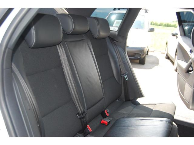 Ａ３ スポーツバック１．４ＴＦＳＩ　Ｓ－ｌｉｎｅパッケージ　Ｓ－ｌｉｎｅブラックハーフレザーシート　Ｓ－ｌｉｎｅスカッフプレート　禁煙車　ナビ　カメラ　ＥＴＣ　ＵＳＢ入力　ビデオ入力　ブルートゥース（24枚目）
