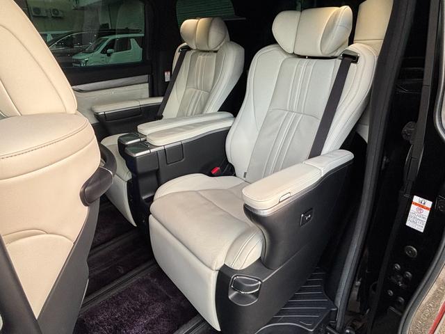 アルファードハイブリッド エグゼクティブラウンジＳ　４ＷＤ　ワンオーナー　ＢＢＳ２０インチアルミホイール　ビルシュタイン車高調　禁煙車　サンルーフ　白本革シート　純正ナビ　フルセグ　全周囲カメラ　後席モニタ　ＥＴＣ　両側電動スライドドア（27枚目）