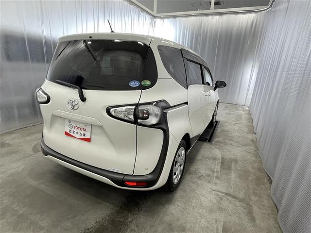 G フルセグ メモリーナビ DVD再生 後席モニター バックカメラ ETC 両側電動スライド ウオークスルー 乗車定員7人 3列シート アイドリングストップ(19枚目)