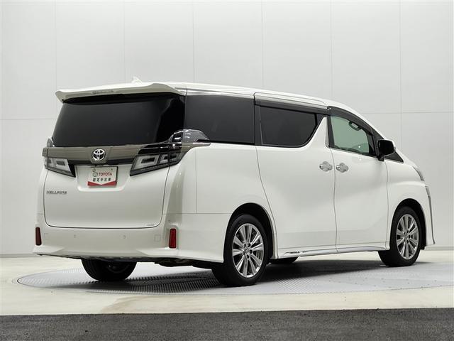 ヴェルファイア 2.5 ゴールデンアイズII ワンオーナー 4WD 純正DA ナビ機能あり 純正後席モニター バックカメラ ACC AHB 衝突被害軽減システム ETC 両側電動スライド LEDヘッドランプ ゴールデンアイズ専用シート(3枚目)