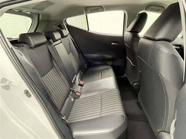 アクア Z 4WD ワンオーナー 純正DA ナビ機能付き 全方位カメラ 衝突被害軽減システム ACC AHB BSM ハンドル&シートヒーター ETC LEDヘッドランプ パワーシート ヘッドライトレベライザー(20枚目)