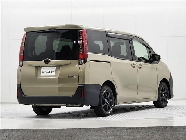 ノア Ｘ　Ｖパッケ　ＣＯＲＤＥ　ｂｙ　オールペイント　新品社外ＡＷ＆新品タイヤ　メモリーナビ　バックカメラ　ＥＴＣ　電動スライドドア　ＬＥＤヘッドランプ　ヘッドライトレベライザー　シートリフター　ドアバイザー　シートカバー選択可（3枚目）