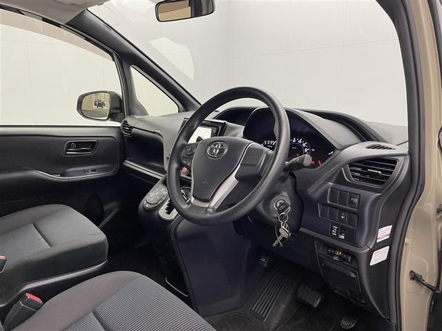 ノア Ｘ　Ｖパッケ　ＣＯＲＤＥ　ｂｙ　オールペイント　新品社外ＡＷ＆新品タイヤ　メモリーナビ　バックカメラ　ＥＴＣ　電動スライドドア　ＬＥＤヘッドランプ　ヘッドライトレベライザー　シートリフター　ドアバイザー　シートカバー選択可（15枚目）