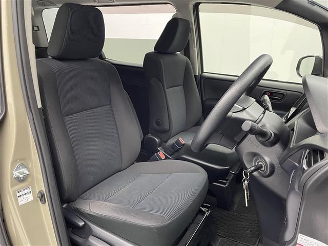 ノア Ｘ　Ｖパッケ　ＣＯＲＤＥ　ｂｙ　オールペイント　新品社外ＡＷ＆新品タイヤ　メモリーナビ　バックカメラ　ＥＴＣ　電動スライドドア　ＬＥＤヘッドランプ　ヘッドライトレベライザー　シートリフター　ドアバイザー　シートカバー選択可（17枚目）