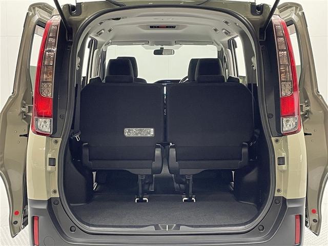 ノア Ｘ　Ｖパッケ　ＣＯＲＤＥ　ｂｙ　オールペイント　新品社外ＡＷ＆新品タイヤ　メモリーナビ　バックカメラ　ＥＴＣ　電動スライドドア　ＬＥＤヘッドランプ　ヘッドライトレベライザー　シートリフター　ドアバイザー　シートカバー選択可（28枚目）