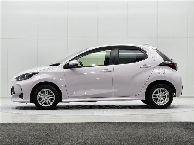 ヤリス Ｘ　ワンオーナー　純正ＤＡ　Ｂカメラ　衝突被害軽減システム　ＥＴＣ　オートマチックハイビーム　ブラインドスポットモニター　クリアランスソナー　ＬＤＡ　ＲＣＴＡ　ＲＳＡ　ＰＫＳＢ　ヘッドライトレベライザー（2枚目）