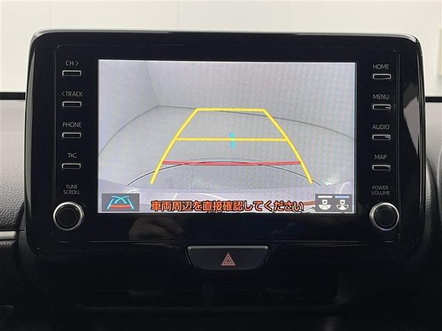 ヤリス Ｘ　ワンオーナー　純正ＤＡ　Ｂカメラ　衝突被害軽減システム　ＥＴＣ　オートマチックハイビーム　ブラインドスポットモニター　クリアランスソナー　ＬＤＡ　ＲＣＴＡ　ＲＳＡ　ＰＫＳＢ　ヘッドライトレベライザー（10枚目）