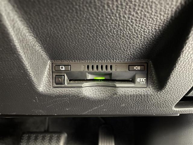 ヤリス Ｘ　ワンオーナー　純正ＤＡ　Ｂカメラ　衝突被害軽減システム　ＥＴＣ　オートマチックハイビーム　ブラインドスポットモニター　クリアランスソナー　ＬＤＡ　ＲＣＴＡ　ＲＳＡ　ＰＫＳＢ　ヘッドライトレベライザー（14枚目）