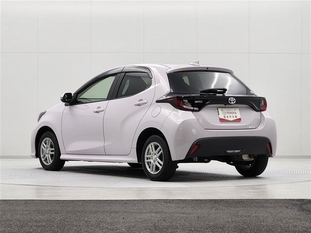 ヤリス Ｘ　ワンオーナー　純正ＤＡ　Ｂカメラ　衝突被害軽減システム　ＥＴＣ　オートマチックハイビーム　ブラインドスポットモニター　クリアランスソナー　ＬＤＡ　ＲＣＴＡ　ＲＳＡ　ＰＫＳＢ　ヘッドライトレベライザー（33枚目）