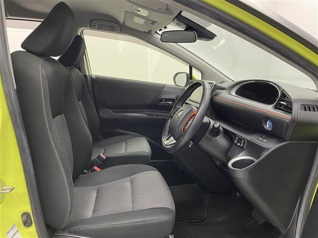 シエンタ ハイブリッド　ファンベースＧ　ワンオーナー　純正９インチナビ　全方位カメラ　衝突被害軽減システム　クルーズコントロール　両側電動スライド　ＬＥＤヘッドランプ　オートマチックハイビーム　ステアリング＆シートヒーター　ＵＳＢ端子（16枚目）