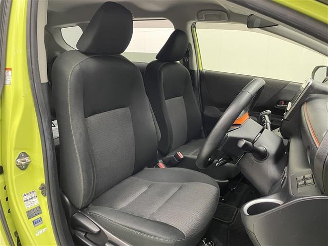 シエンタ ハイブリッド　ファンベースＧ　ワンオーナー　純正９インチナビ　全方位カメラ　衝突被害軽減システム　クルーズコントロール　両側電動スライド　ＬＥＤヘッドランプ　オートマチックハイビーム　ステアリング＆シートヒーター　ＵＳＢ端子（17枚目）