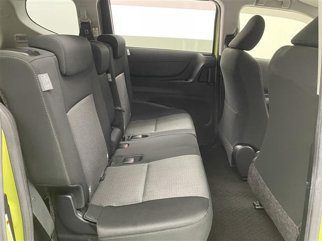 シエンタ ハイブリッド　ファンベースＧ　ワンオーナー　純正９インチナビ　全方位カメラ　衝突被害軽減システム　クルーズコントロール　両側電動スライド　ＬＥＤヘッドランプ　オートマチックハイビーム　ステアリング＆シートヒーター　ＵＳＢ端子（19枚目）