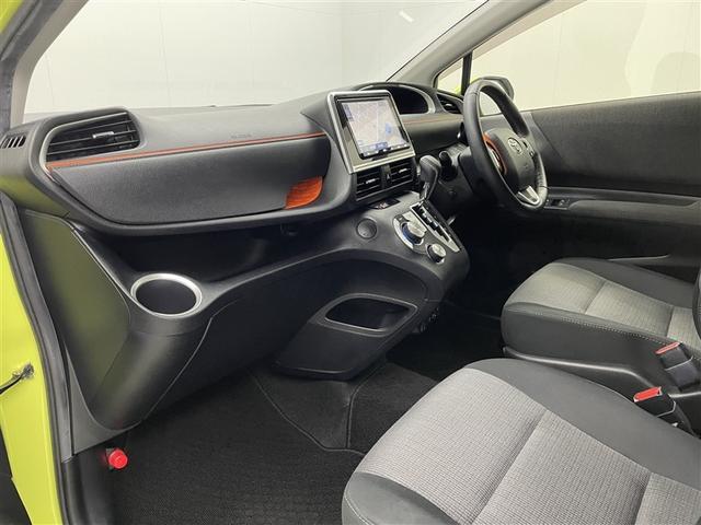 シエンタ ハイブリッド　ファンベースＧ　ワンオーナー　純正９インチナビ　全方位カメラ　衝突被害軽減システム　クルーズコントロール　両側電動スライド　ＬＥＤヘッドランプ　オートマチックハイビーム　ステアリング＆シートヒーター　ＵＳＢ端子（21枚目）