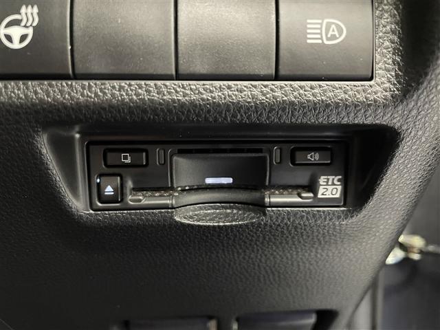 ＲＡＶ４ アドベンチャー　ワンオーナー　４ＷＤ　純正１０．５型ＤＡ　フルセグ　バックカメラ　衝突被害軽減システム　ＡＣＣ　ＡＨＢ　ＢＳＭ　ＥＴＣ　ＬＥＤヘッドランプ　ステアリング＆シートヒーター　エアシート　パワーシート（13枚目）