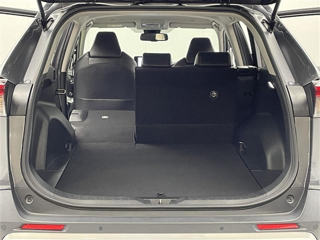 ＲＡＶ４ アドベンチャー　ワンオーナー　４ＷＤ　純正１０．５型ＤＡ　フルセグ　バックカメラ　衝突被害軽減システム　ＡＣＣ　ＡＨＢ　ＢＳＭ　ＥＴＣ　ＬＥＤヘッドランプ　ステアリング＆シートヒーター　エアシート　パワーシート（28枚目）