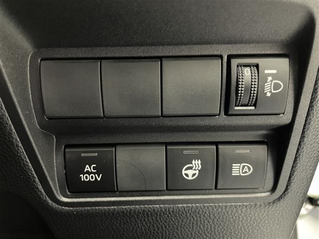 ヤリスクロス ハイブリッドＺ　ワンオーナー　純正ディスプレイオーディオ　バックカメラ　衝突被害軽減システム　ＡＣＣ　ＡＨＢ　ＢＳＭ　ＥＴＣ　ＬＥＤヘッドランプ　ステアリング＆シートヒーター　パワーシート　ヘッドライトレベライザー（12枚目）