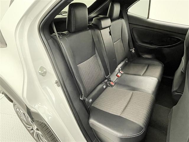 ヤリスクロス ハイブリッドＺ　ワンオーナー　純正ディスプレイオーディオ　バックカメラ　衝突被害軽減システム　ＡＣＣ　ＡＨＢ　ＢＳＭ　ＥＴＣ　ＬＥＤヘッドランプ　ステアリング＆シートヒーター　パワーシート　ヘッドライトレベライザー（20枚目）