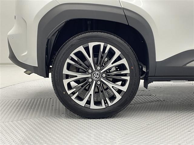 ヤリスクロス ハイブリッドＺ　ワンオーナー　純正ディスプレイオーディオ　バックカメラ　衝突被害軽減システム　ＡＣＣ　ＡＨＢ　ＢＳＭ　ＥＴＣ　ＬＥＤヘッドランプ　ステアリング＆シートヒーター　パワーシート　ヘッドライトレベライザー（36枚目）