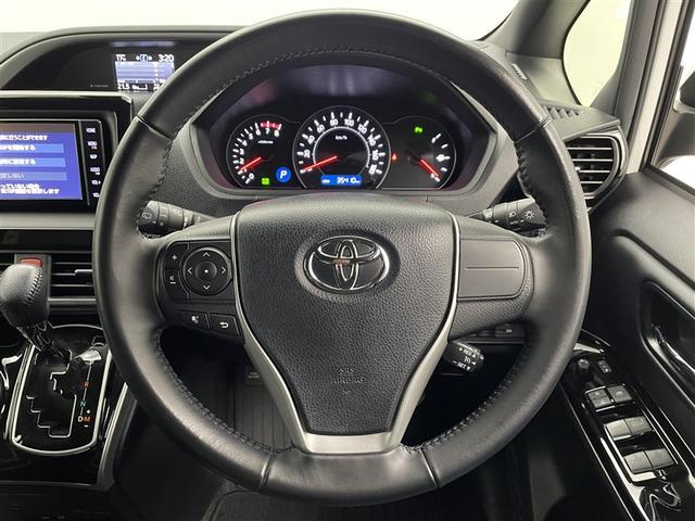 ヴォクシー ＺＳ　煌ＩＩＩ　ワンオーナー　純正オプションナビ　バックカメラ　衝突被害軽減システム　クルーズコントロール　ＥＴＣ　両側電動スライドドア　オートマチックハイビーム　ＬＥＤヘッドランプ　ハーフレザーシート（7枚目）