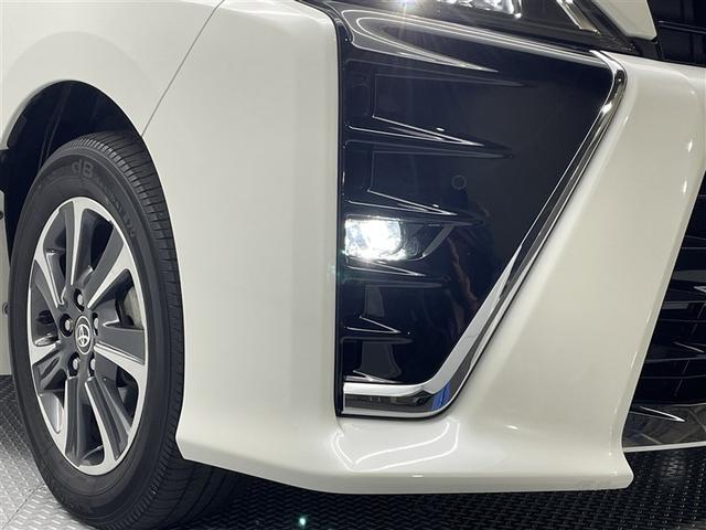 ヴォクシー ＺＳ　煌ＩＩＩ　ワンオーナー　純正オプションナビ　バックカメラ　衝突被害軽減システム　クルーズコントロール　ＥＴＣ　両側電動スライドドア　オートマチックハイビーム　ＬＥＤヘッドランプ　ハーフレザーシート（33枚目）