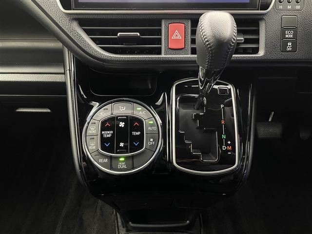 ヴォクシー ＺＳ　ワンオーナー　純正１０インチナビ　１１インチ後席モニター　バックカメラ　クルーズコントロール　オートマチックハイビーム　衝突被害軽減システム　ＥＴＣ　両側電動スライド　ＬＥＤヘッドランプ（11枚目）