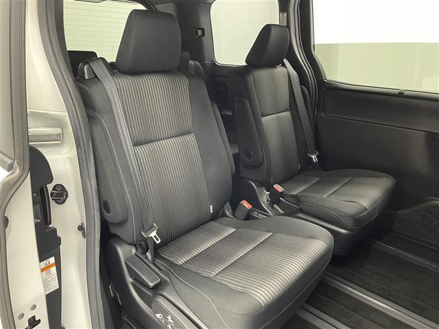 ヴォクシー ＺＳ　ワンオーナー　純正１０インチナビ　１１インチ後席モニター　バックカメラ　クルーズコントロール　オートマチックハイビーム　衝突被害軽減システム　ＥＴＣ　両側電動スライド　ＬＥＤヘッドランプ（19枚目）