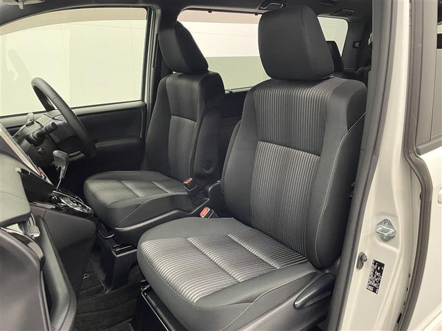 ヴォクシー ＺＳ　ワンオーナー　純正１０インチナビ　１１インチ後席モニター　バックカメラ　クルーズコントロール　オートマチックハイビーム　衝突被害軽減システム　ＥＴＣ　両側電動スライド　ＬＥＤヘッドランプ（23枚目）