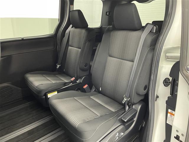 ヴォクシー ＺＳ　ワンオーナー　純正１０インチナビ　１１インチ後席モニター　バックカメラ　クルーズコントロール　オートマチックハイビーム　衝突被害軽減システム　ＥＴＣ　両側電動スライド　ＬＥＤヘッドランプ（26枚目）