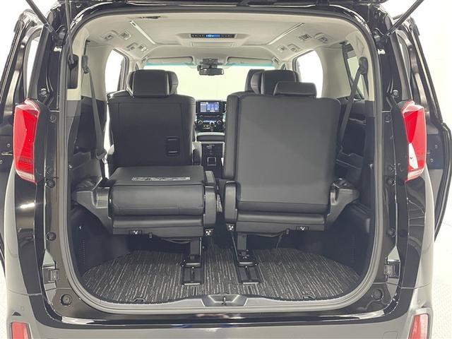 アルファード ２．５Ｓ　Ｃパッケージ　純正ＤＡ　ナビ機能あり　ＣＤ／ＤＶＤ可　純正後席モニター　バックカメラ　衝突被害軽減システム　ＡＣＣ　ＡＨＢ　ステアリング＆シートヒーター　エアーシート　ＥＴＣ　両側電動スライド　ＬＥＤヘッドランプ（31枚目）