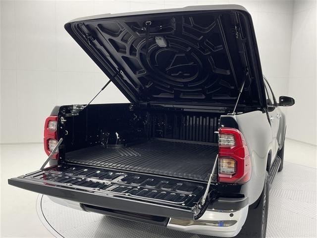 ハイラックス Z ワンオーナー 4WD 純正メモリーナビ バックカメラ 衝突被害軽減システム TRDハードカバー レーダークルーズコントロール ETC LEDヘッドランプ アイドリングストップ コーナーセンサー(30枚目)