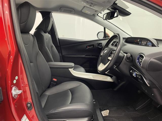 プリウス Aツーリングセレクション ワンオーナー 4WD 純正9型ナビ バックカメラ ACC AHB BSM HUD 衝突被害軽減システム アドバンスドパーク ETC 純正ドラレコ LEDヘッドランプ シートヒーター 合皮シート(18枚目)