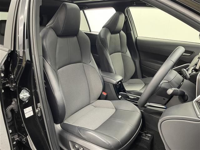 カローラクロス ハイブリッド　Ｚ　ワンオーナー　モデリスタフルエアロ　パノラマルーフ　純正９型ＤＡ　ナビ機能有　全方位カメラ　衝突被害軽減システム　ＡＣＣ　ＡＨＢ　ＢＳＭ　ＥＴＣ　ＬＥＤヘッドランプ　パワーバックドア　トヨタエンブレム（21枚目）