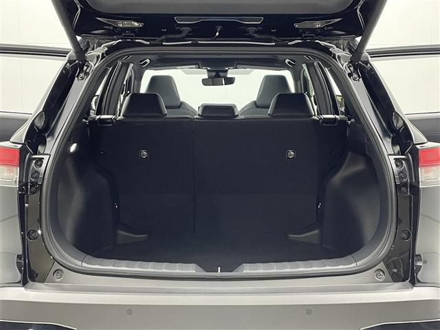 カローラクロス ハイブリッド　Ｚ　ワンオーナー　モデリスタフルエアロ　パノラマルーフ　純正９型ＤＡ　ナビ機能有　全方位カメラ　衝突被害軽減システム　ＡＣＣ　ＡＨＢ　ＢＳＭ　ＥＴＣ　ＬＥＤヘッドランプ　パワーバックドア　トヨタエンブレム（31枚目）