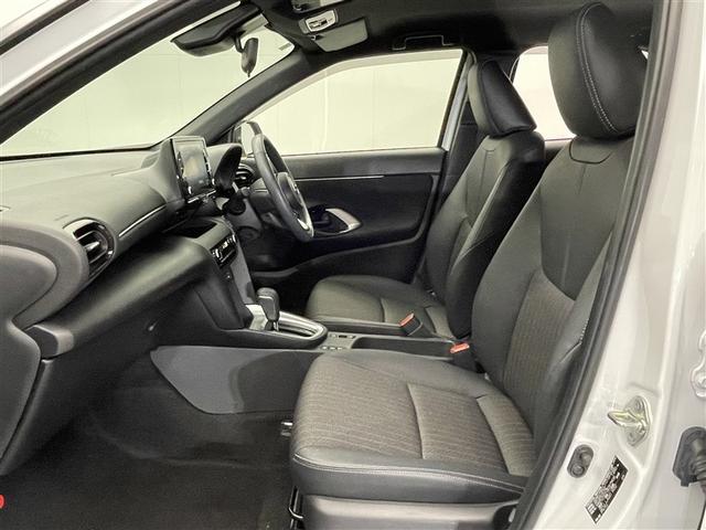 ヤリスクロス ハイブリッドＺ　ワンオーナー　純正ＤＡ　ナビ機能　ＣＤ／ＤＶＤ　全方位カメラ　衝突被害軽減システム　オートマチックハイビーム　アダプティブクルーズコントロール　ＬＥＤヘッドランプ　ステアリング＆シートヒーター（24枚目）