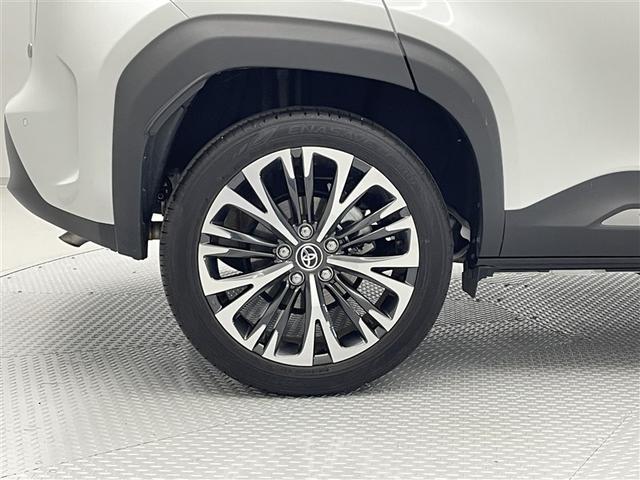 ヤリスクロス ハイブリッドＺ　ワンオーナー　純正ＤＡ　ナビ機能　ＣＤ／ＤＶＤ　全方位カメラ　衝突被害軽減システム　オートマチックハイビーム　アダプティブクルーズコントロール　ＬＥＤヘッドランプ　ステアリング＆シートヒーター（40枚目）