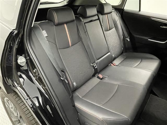 ＲＡＶ４ ハイブリッドアドベンチャー　ワンオーナー　４ＷＤ　純正１０型ＤＡ　全方位カメラ　衝突被害軽減システム　ＡＣＣ　ＡＨＢ　ＢＳＭ　ＥＴＣ　ＬＥＤヘッドランプ　ステアリング＆シートヒーター　エアーシート　パワーシート（23枚目）