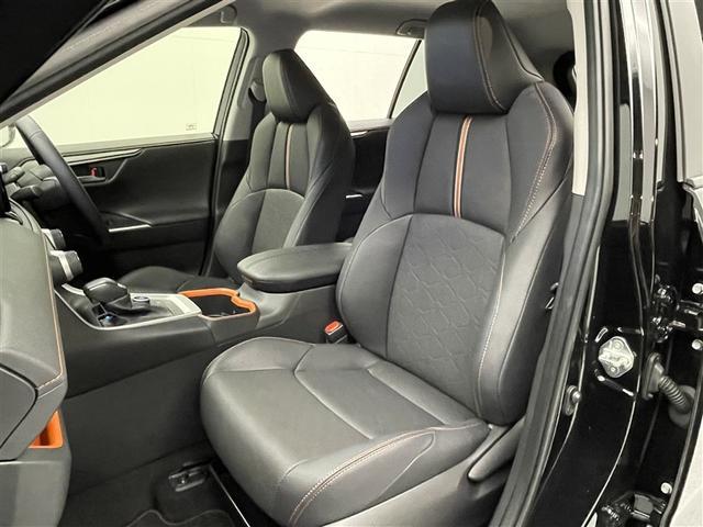 ＲＡＶ４ ハイブリッドアドベンチャー　ワンオーナー　４ＷＤ　純正１０型ＤＡ　全方位カメラ　衝突被害軽減システム　ＡＣＣ　ＡＨＢ　ＢＳＭ　ＥＴＣ　ＬＥＤヘッドランプ　ステアリング＆シートヒーター　エアーシート　パワーシート（26枚目）