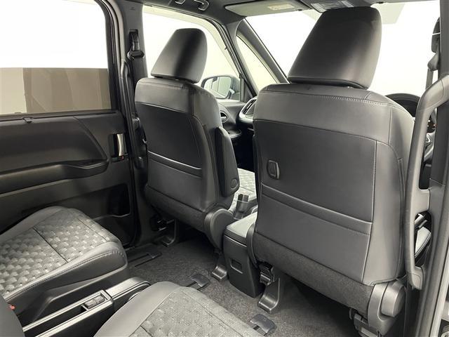 ヴォクシー Ｓ－Ｚ　ワンオーナー　純正１０．５型ＤＡ　ナビ機能付　ＣＤ／ＤＶＤ　バックカメラ　衝突被害軽減システム　ＡＣＣ　ＡＨＢ　ＨＵＤ　ＢＳＭ　快適利便ＰＫＧ　電子ミラー　両側電動スライド　プロジェクター式ライト（23枚目）